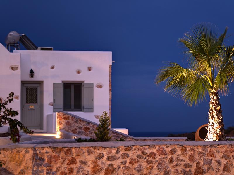 Desiterra Resort Suites & Villas Karterádos Eksteriør billede