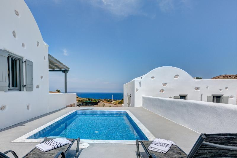 Desiterra Resort Suites & Villas Karterádos Eksteriør billede